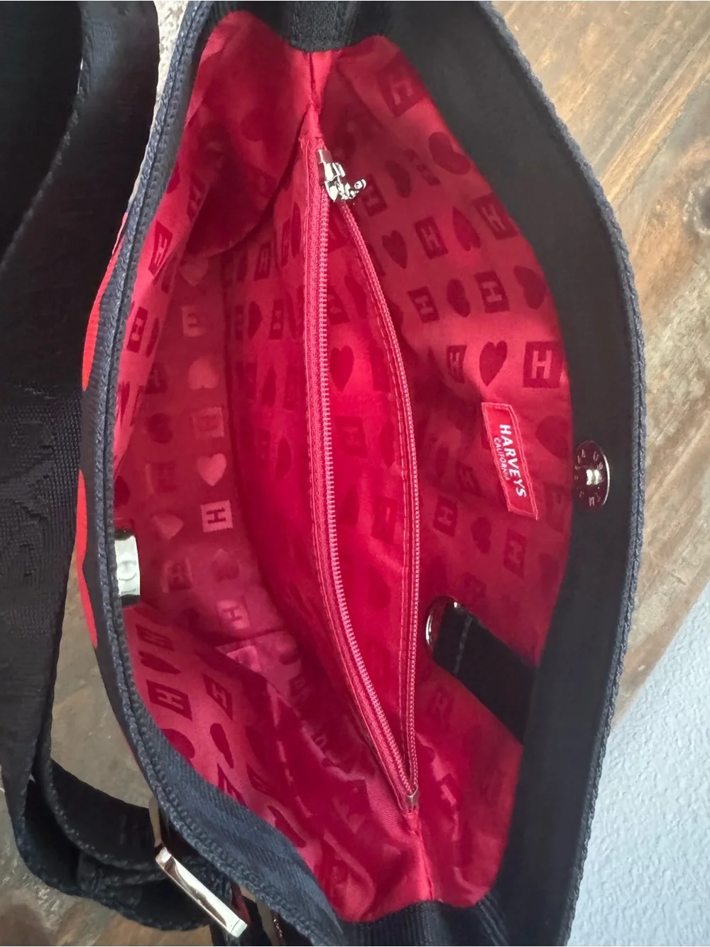 Harveys Black & Red Heart Pattern Queen of Hearts Small Hobo
